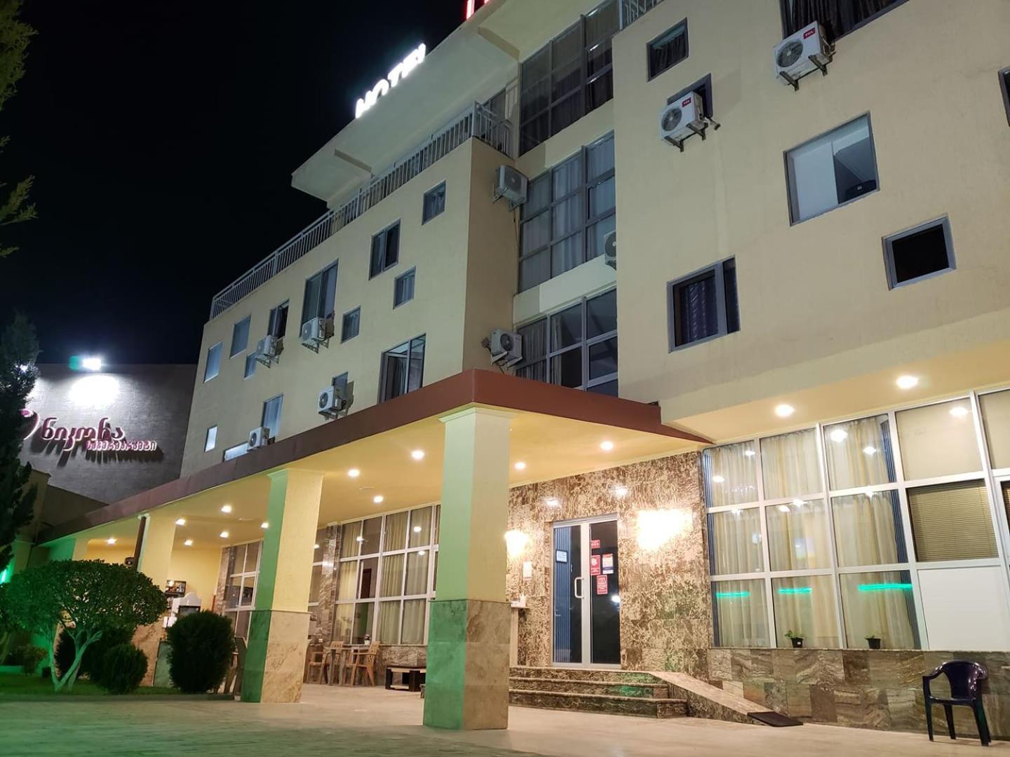 Hotel Like Tbilisi Ngoại thất bức ảnh
